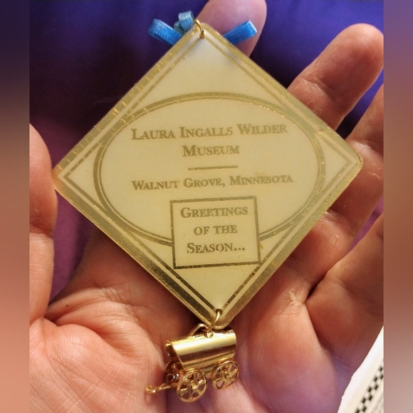 Little House on the Prairie Laura Ingalls Wilder Ornament - Picture 3 of 3